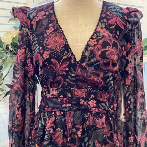 AQUA NWT LONG SLEEVE METALLIC FLORAL SIZE MED 1199 - Picture 3 of 7